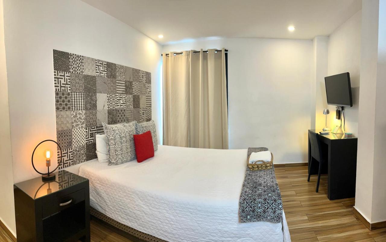 Hotel Boutique Valverde Santa Elena San Salvador Extérieur photo