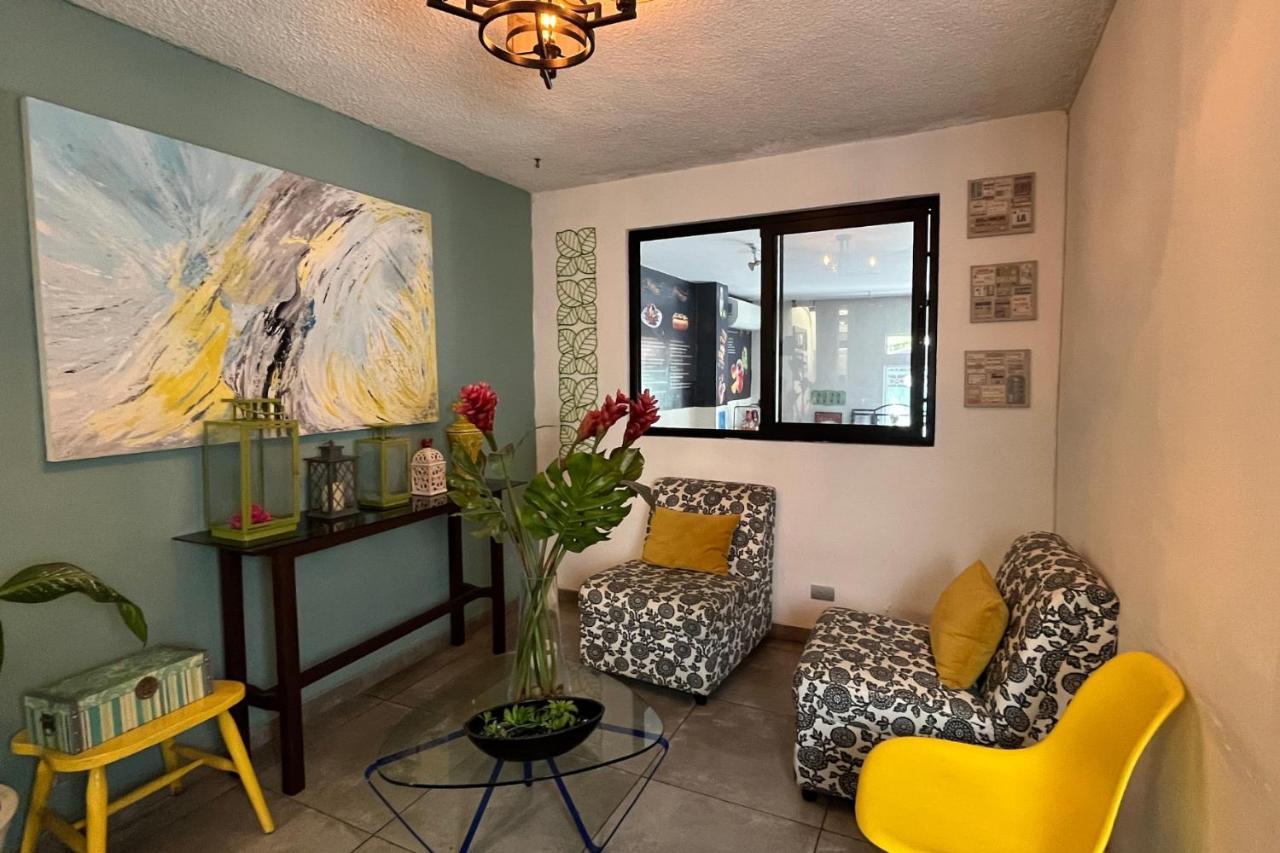 Hotel Boutique Valverde Santa Elena San Salvador Extérieur photo