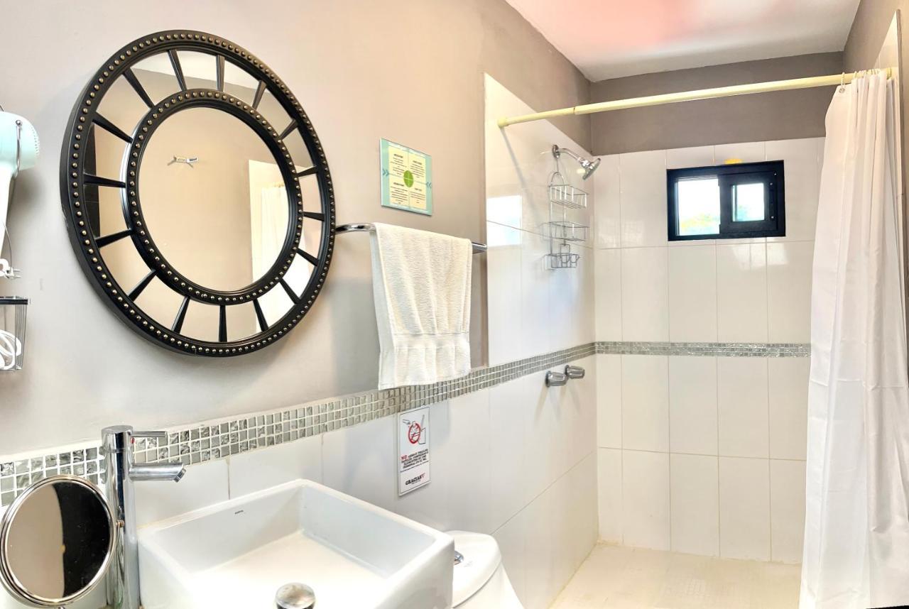Hotel Boutique Valverde Santa Elena San Salvador Extérieur photo