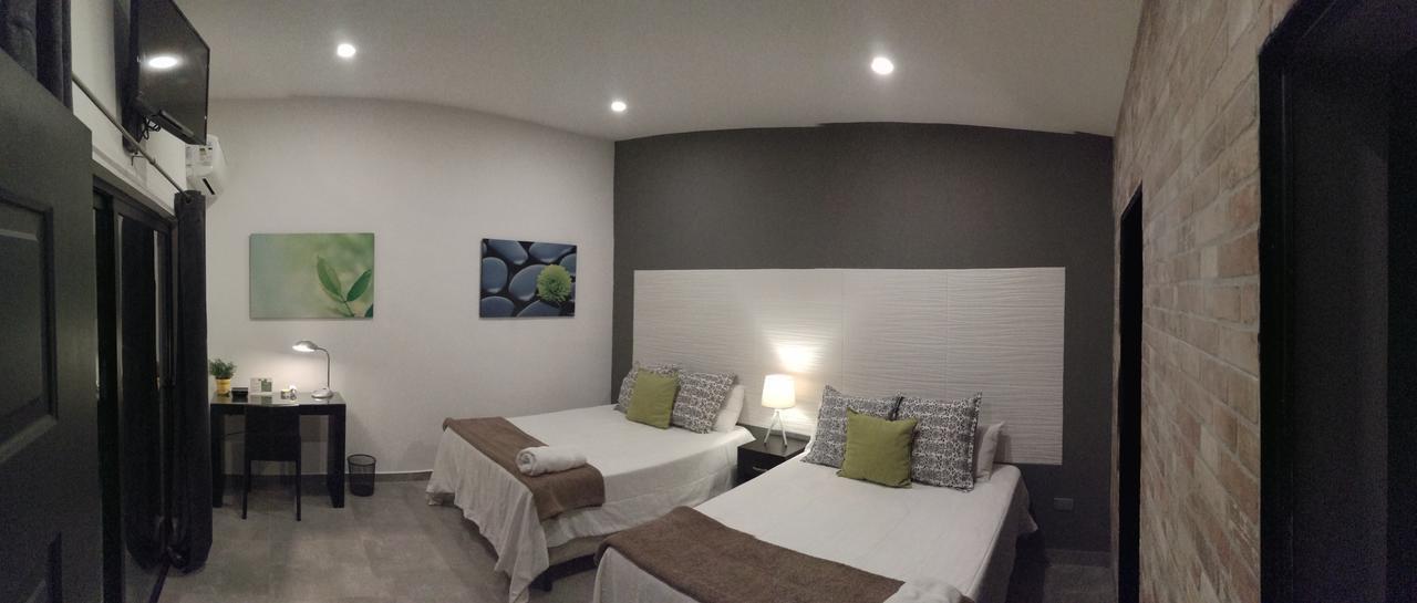 Hotel Boutique Valverde Santa Elena San Salvador Extérieur photo