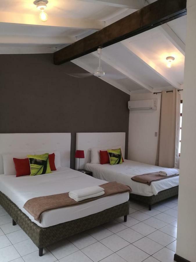 Hotel Boutique Valverde Santa Elena San Salvador Extérieur photo
